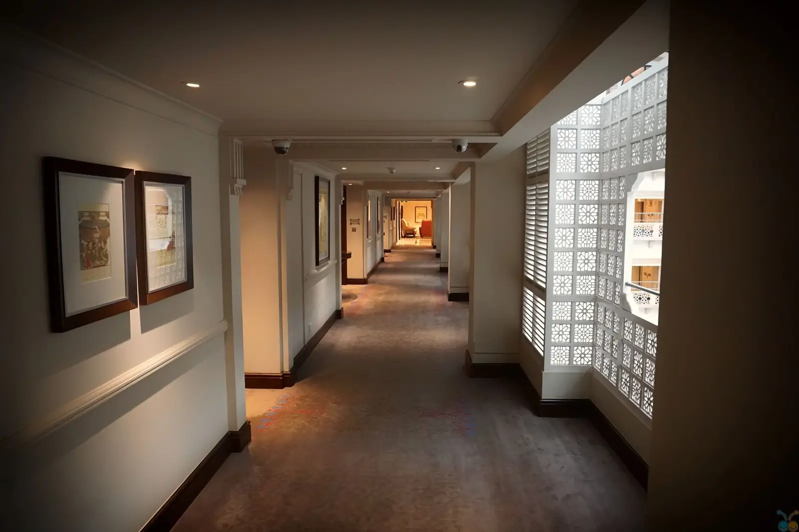 TrevelliquegrandHaven interior corridor